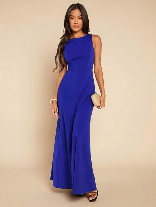 Sleek Twist-Back Fitted Dress